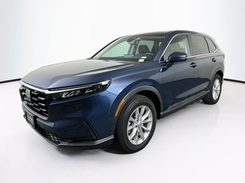 Used 2024 Honda CR-V EX image 3