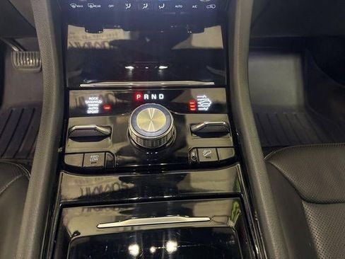 Used 2023 Jeep Grand Cherokee L Overland image 12