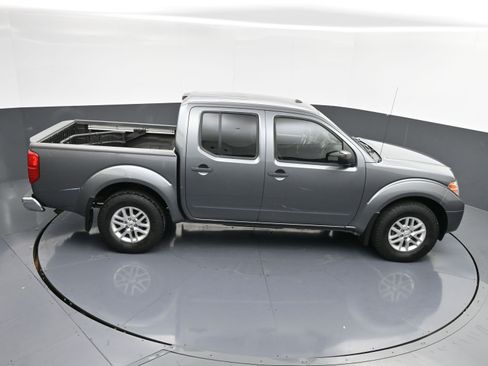 Used 2017 Nissan Frontier SV w/ SV Value Truck Package image 35