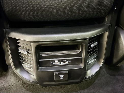 Used 2023 RAM 1500 Laramie AWD/4WD image 26