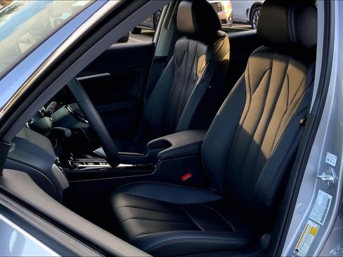 Used 2025 Acura Integra image 7