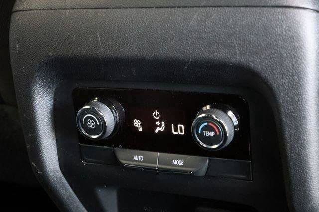 Used 2024 Chevrolet Traverse LT AWD/4WD image 27