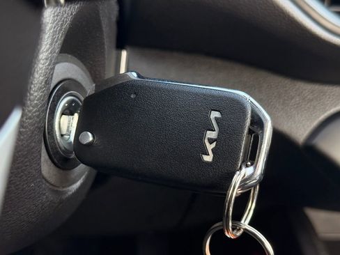 Used 2023 Kia Forte LXS w/ LXS Technology Package image 36