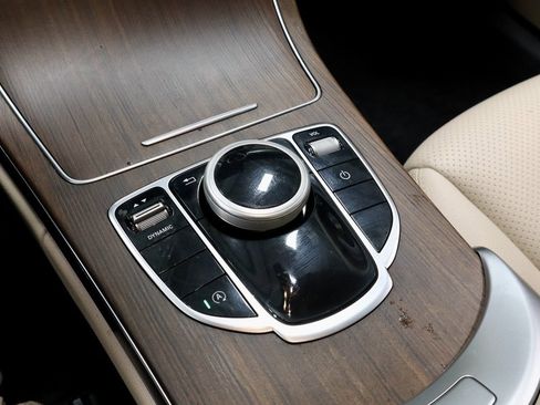 Used 2021 Mercedes-Benz C 300 4MATIC Sedan image 36