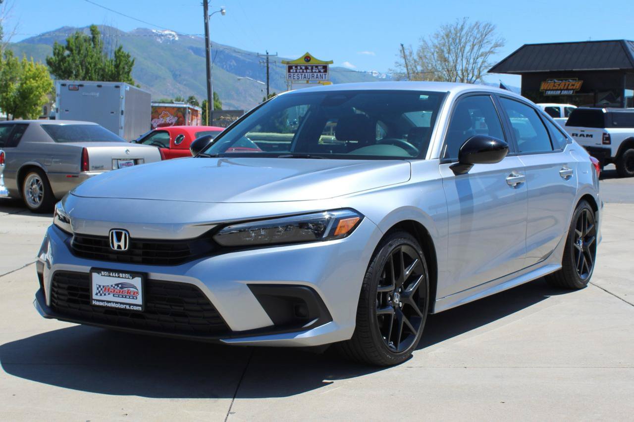 Used 2024 Honda Civic Sport image 30