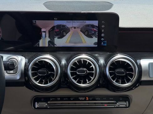 Certified 2023 Mercedes-Benz GLB 250 image 27