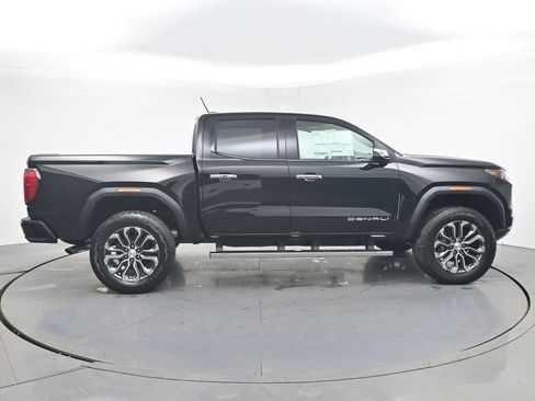 New 2026 GMC Canyon Denali image 6