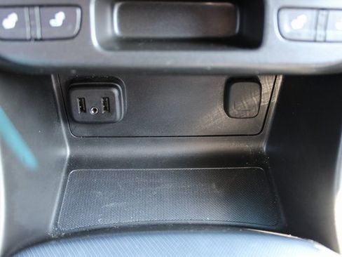 Used 2020 Chevrolet Colorado Z71 image 20