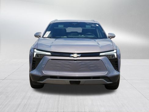 Used 2024 Chevrolet Blazer EV LT AWD/4WD image 2