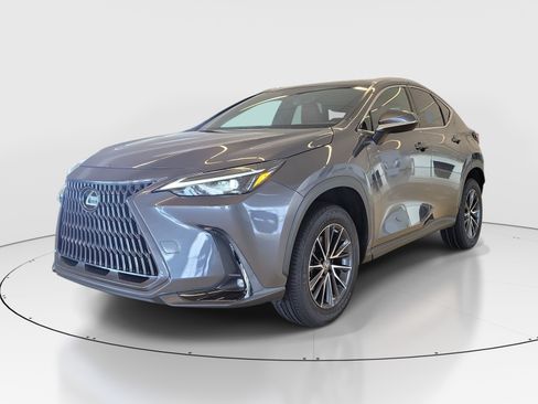 Used 2023 Lexus NX 250 FWD w/ Towing Package (2000 Lbs) image 5
