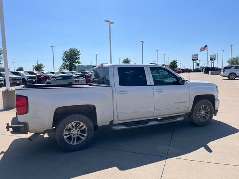 Used 2018 Chevrolet Silverado 1500 LT w/ All Star Edition RWD image 5