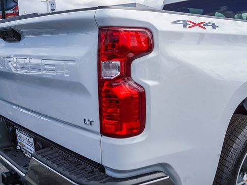 New 2026 Chevrolet Silverado 1500 LT AWD/4WD image 7