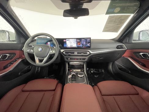 Certified 2024 BMW 330i xDrive Sedan w/ Premium Package AWD/4WD image 17