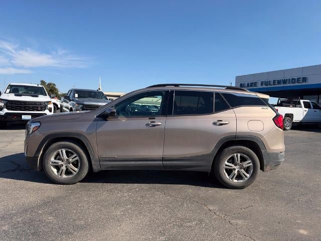 Used 2018 GMC Terrain SLE w/ Driver Convenience Package FWD image 2