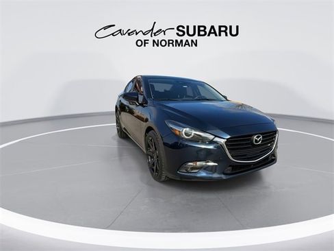Used 2018 MAZDA MAZDA3 Grand Touring image 2