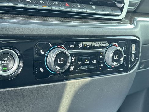 Used 2023 Chevrolet Silverado 1500 LT image 25