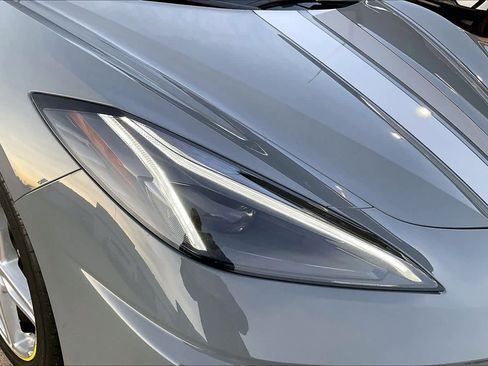 Used 2024 Chevrolet Corvette Stingray Premium Cpe w/ Z51 Performance Package image 24