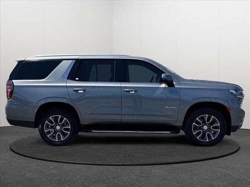 Used 2021 Chevrolet Tahoe LT w/ LT Signature Package RWD image 5