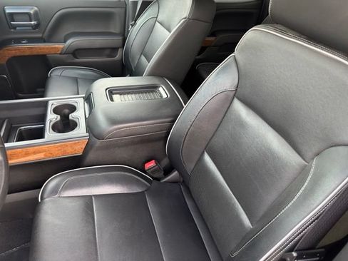 Used 2018 Chevrolet Silverado 1500 High Country AWD/4WD image 6
