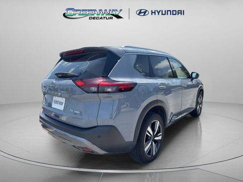 Used 2023 Nissan Rogue SL AWD/4WD image 8