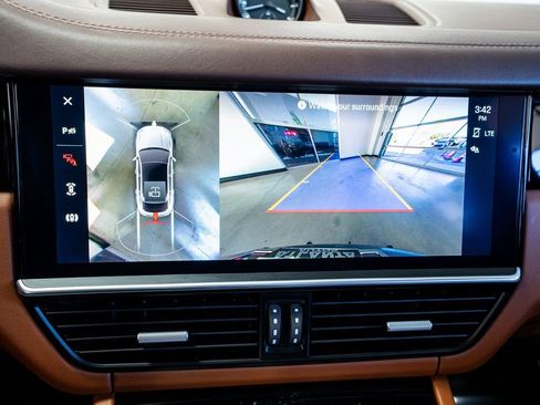 Used 2023 Porsche Cayenne GTS image 48