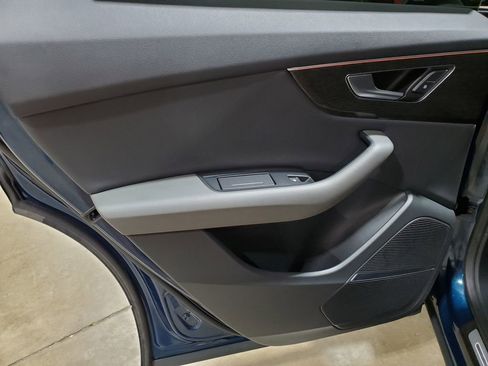 Used 2019 Audi Q8 Premium Plus AWD/4WD image 28