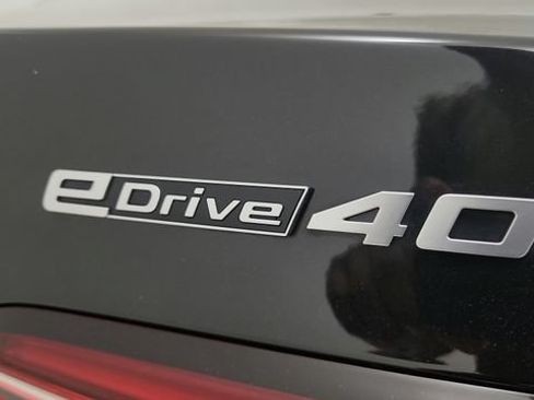 Used 2024 BMW i5 eDrive40i w/ M Sport Package RWD image 48