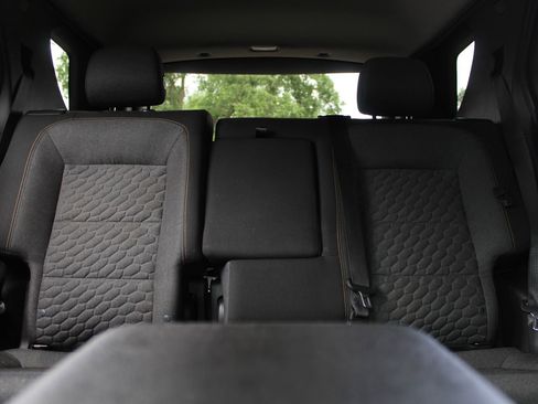 Used 2018 Chevrolet Equinox LT FWD image 13