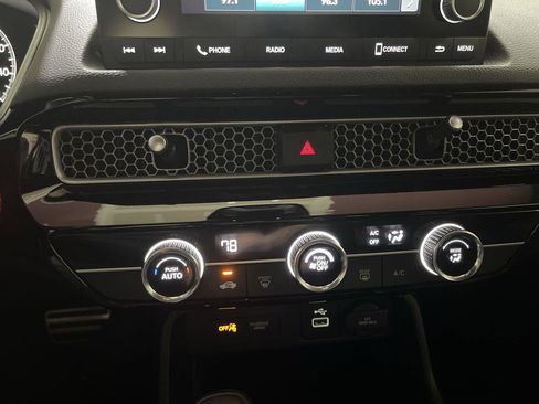 Certified 2024 Honda Civic Sport image 18