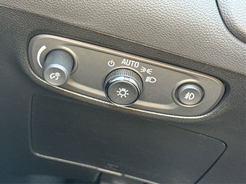 Used 2023 Buick Encore GX Preferred w/ Cold Weather Comfort Package image 23