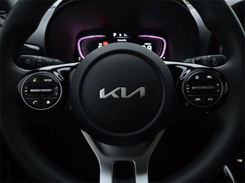 Certified 2024 Kia Soul S image 26