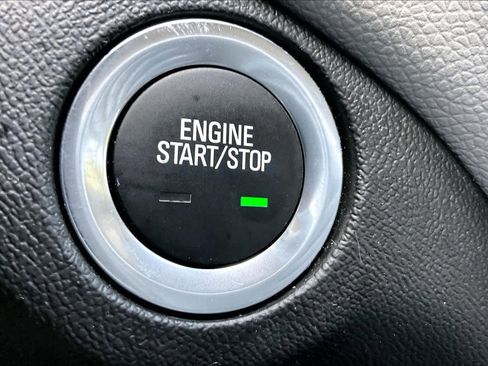 Used 2024 Chevrolet Equinox LS FWD image 33