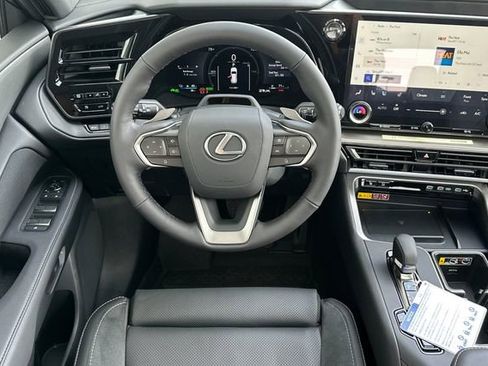 New 2026 Lexus TX 550h AWD Plug-In Hybrid image 12