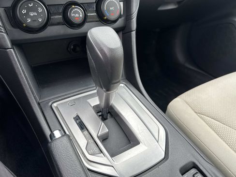 Used 2017 Subaru Impreza 2.0i Premium image 24