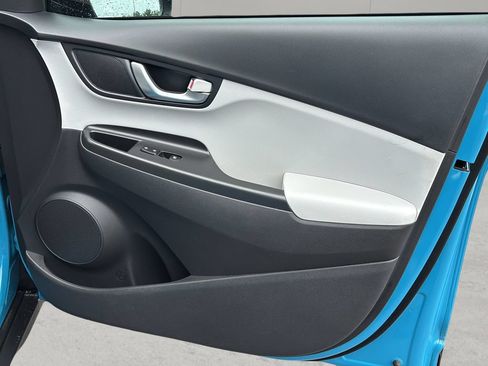 Certified 2023 Hyundai Kona SEL w/ Convenience Package FWD image 33