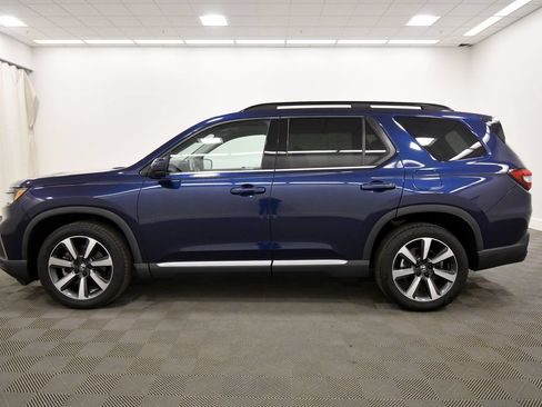 Certified 2023 Honda Pilot Elite image 4