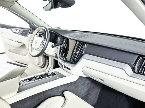 Certified 2024 Volvo XC60 B5 Ultimate AWD/4WD image 26