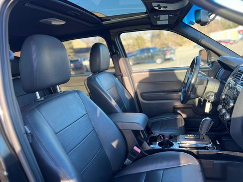 Used 2011 Ford Escape Limited w/ 302A Rapid Spec Order Code image 37