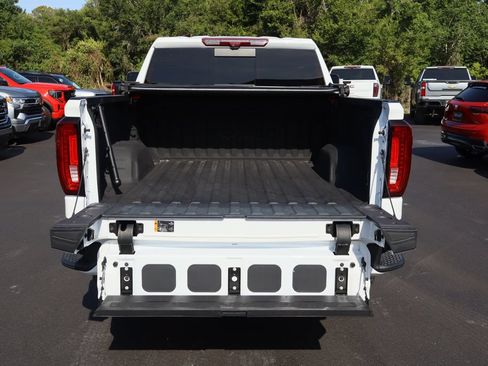 Used 2024 GMC Sierra 1500 AT4 w/ Technology Package AWD/4WD image 26