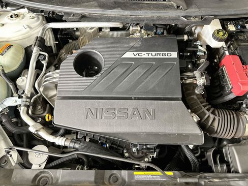 Used 2023 Nissan Rogue SV FWD image 31