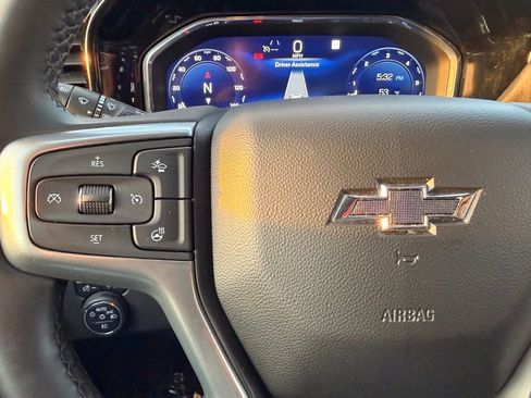 Used 2023 Chevrolet Silverado 1500 RST image 15