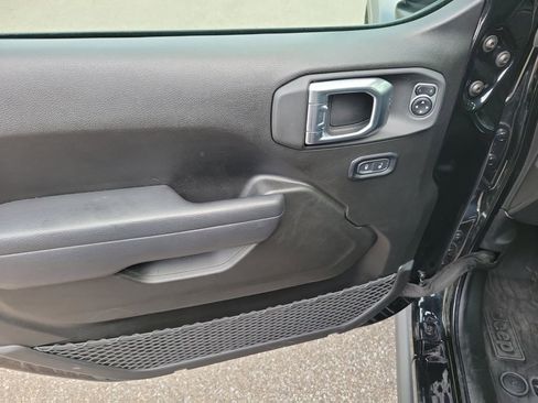 Used 2025 Jeep Wrangler Unlimited Sport S 4xe image 22