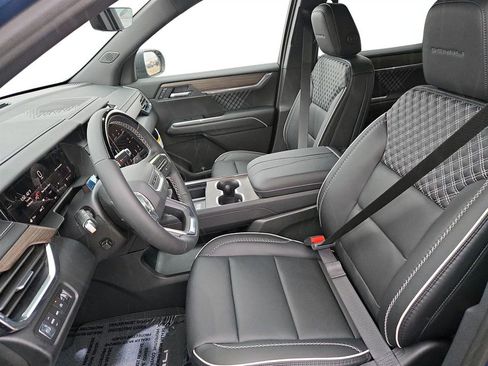 New 2026 GMC Acadia Denali image 29