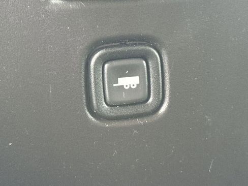 Used 2024 GMC Savana 2500 w/ Driver Convenience Package image 26