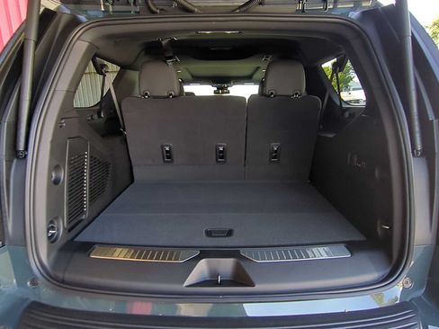 New 2026 Chevrolet Suburban RST w/ Comfort Package AWD/4WD image 26