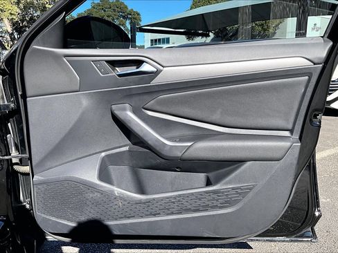 Certified 2021 Volkswagen Jetta S w/ Driver Assistance Package image 22