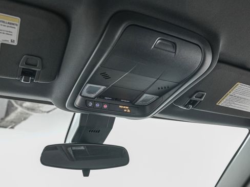 Used 2024 Chevrolet Equinox RS w/ LPO, Floor Liner Package image 24