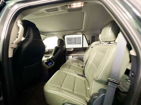 Used 2024 Lincoln Navigator Black Label AWD/4WD image 28