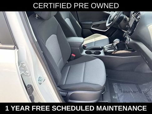 Used 2023 Kia Soul S FWD image 9