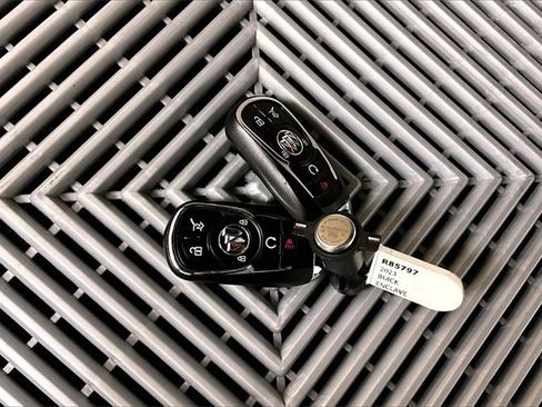 Used 2023 Buick Enclave Essence w/ Experience Buick Package image 10